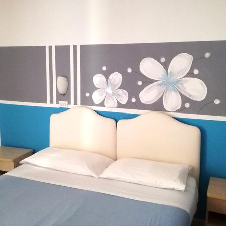 Hotel Serafini Rimini Luaran gambar