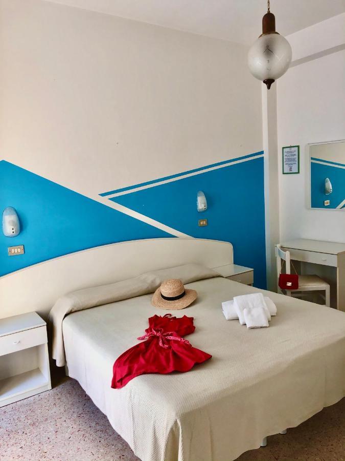 Hotel Serafini Rimini Luaran gambar