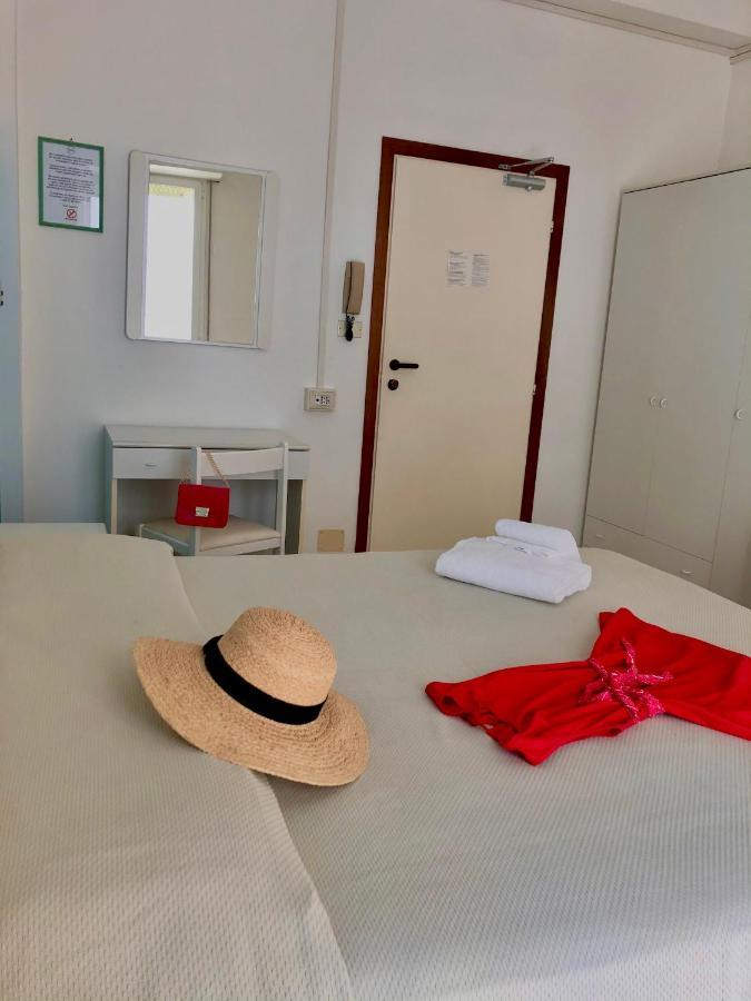 Hotel Serafini Rimini Luaran gambar